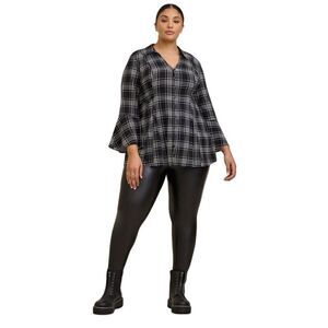 torrid Fit & Flare Black Button Down Shirt Size Large (0)